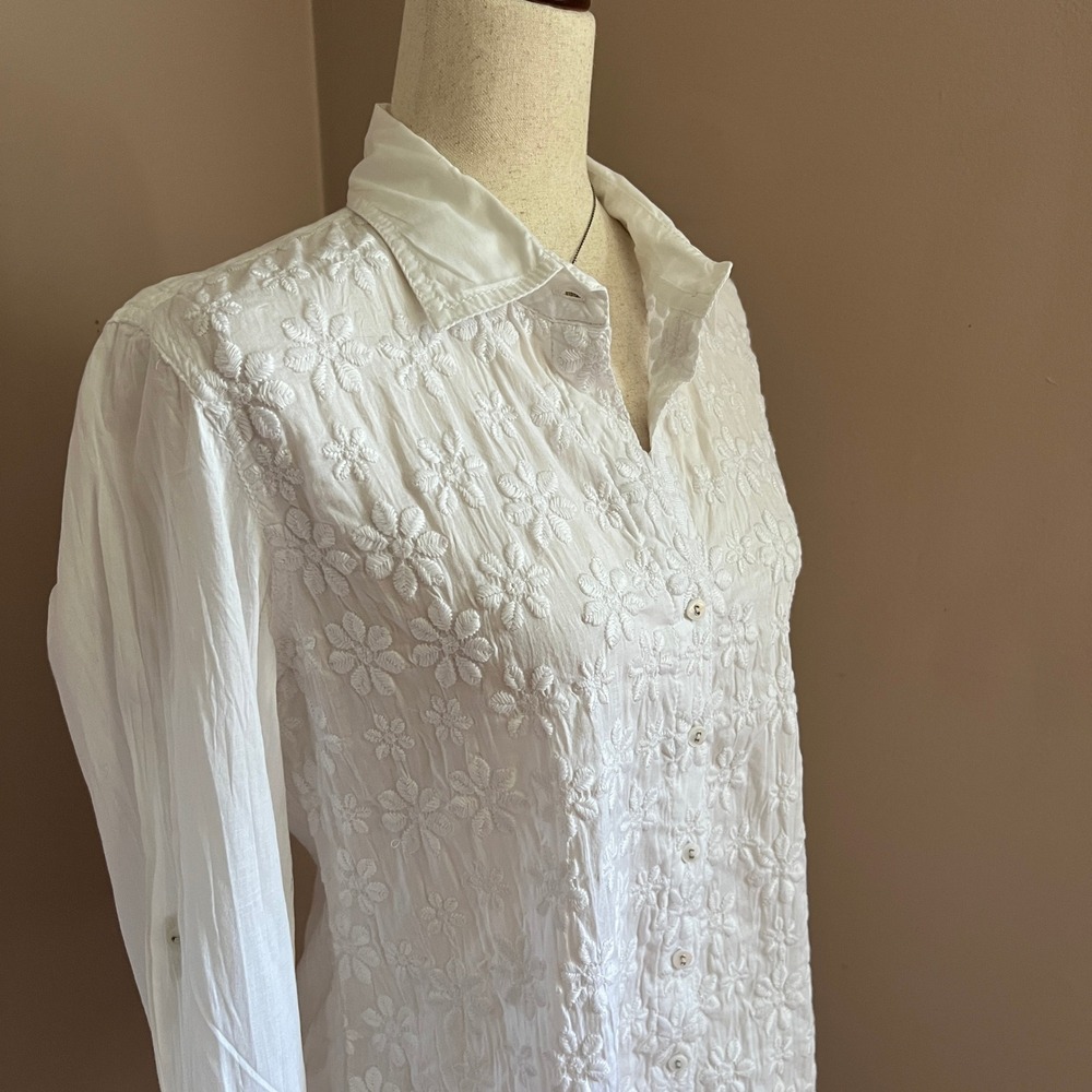 Cino White Embroidered Cotton Button Down Blouse Small Boho Floral Coastal Top - Picture 3 of 10